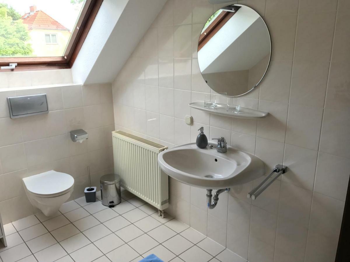 Lokal Genial Pension & Restaurant Beelitz Esterno foto